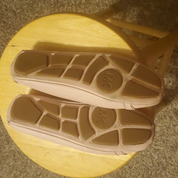Michael Kors pink Leather driving moccasins size 9 - Picture 7 of 9